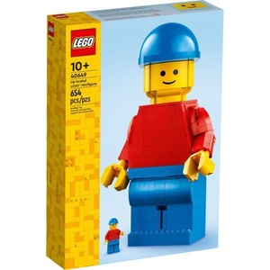 LEGO® Up-Scaled LEGO Minifigure (40649)