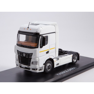 Start Scale Models SSM KaMAZ 54901 tahač SSM 1:43