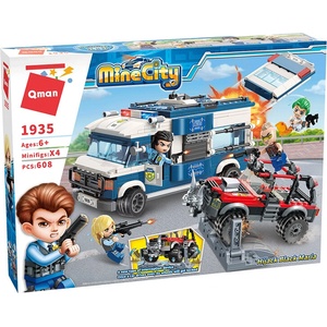 Qman Конструктор, Qman, MineCity, Отвличане на Черната Мария, 608 части (Q1935)