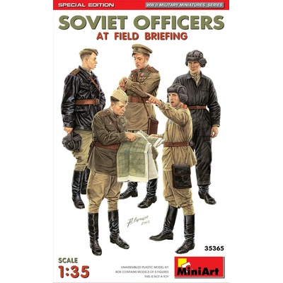 MiniArt Soviet Officers At Field Briefing. Special Edition 1:35