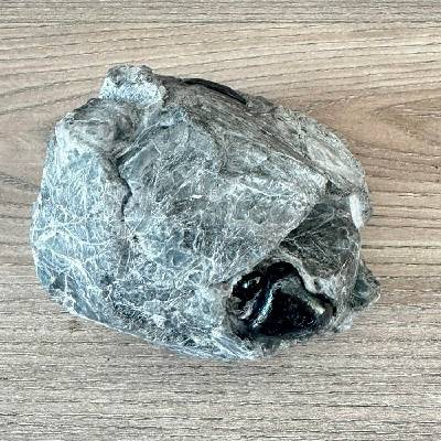Nefertitis Obsidián Apačská slza v matrixu USA 91 NF64910 - cca 2 cm, 696 g