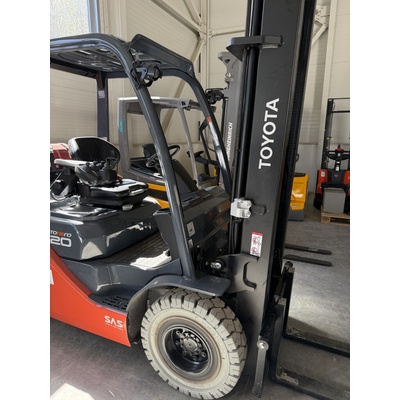 Toyota Gas Gabelstapler 8FGF20