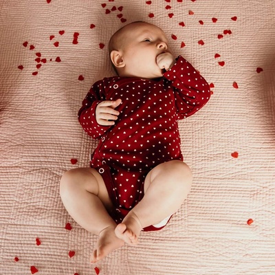 Eevi Body rozopínacie s dlhým rukávom LOVE bordó