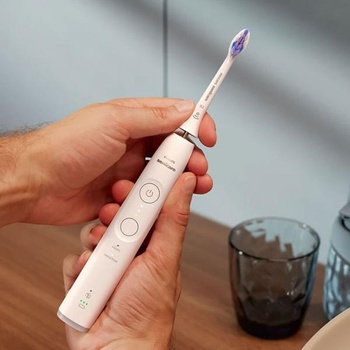 Image 1 of Philips HX7400/06