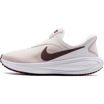 Nike Revolution 8 EasyOn