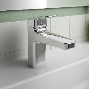 Ideal Standard Едноръкохватков смесител за умивалник с вентил Ideal Standard Ceraplan BD227AA (BD227AA)