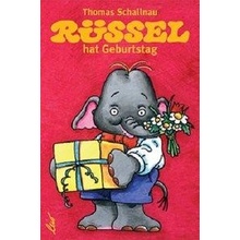 Rssel hat GeburtstagCardboard