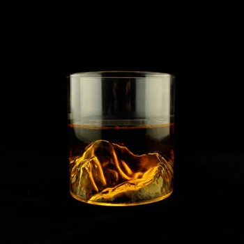 Winkee Чаша за Уиски с Планина (250мл. )