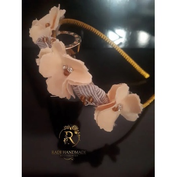 Image 1 of Radi handmade Диадема със светло жълти цветя и бежави листа (096)