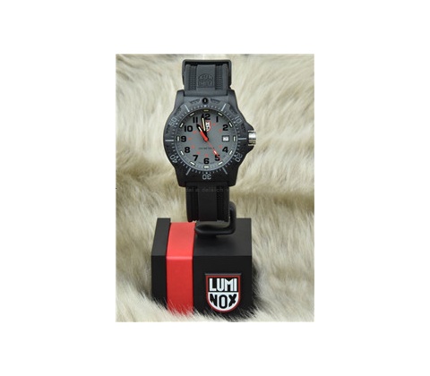 Luminox 8882