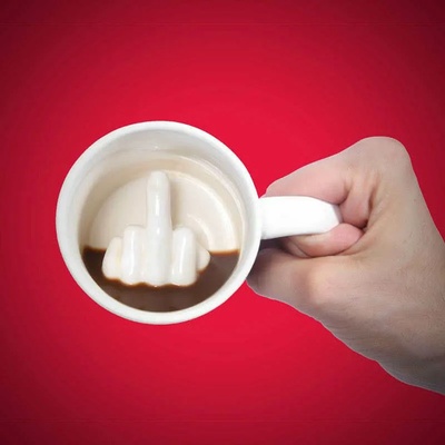 Mad Monkey Чаша - Среден Пръст (250мл. )