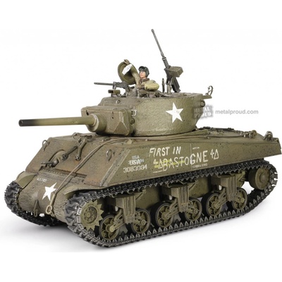 Forces of Valor Unimax M4A3E2 75 Sherman Jumbo “Cobra King” US Army “First in Bastogne” 1:32