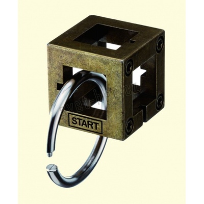 Box Huzzle Hanayama