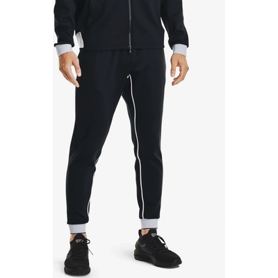Under Armour Recover Ponte tepláky černá