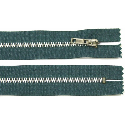 Kovový zip no.3 nerozepínací 18cm tmavě zelený (stříbrné zoubky)