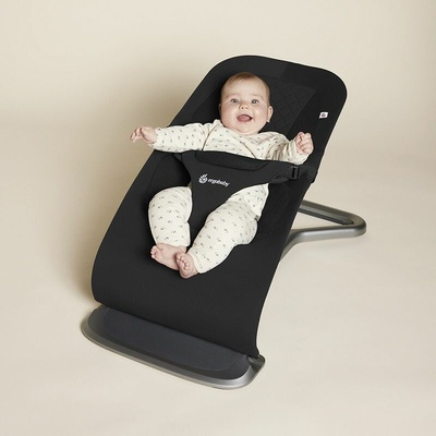 Ergobaby EVOLVE lehátko Onyx Black
