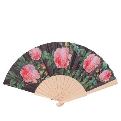 Черно ветрило с рози