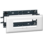 LEGRAND Клип-рамка 6 модула NEW за 85мм капак DLP - 010996 (010996)