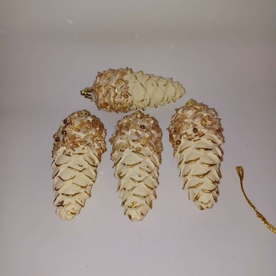 DECOLED Sada vánočních ozdob šišky 11 cm, plast IP44, k zavěšení, venkovní, balení 4 ks