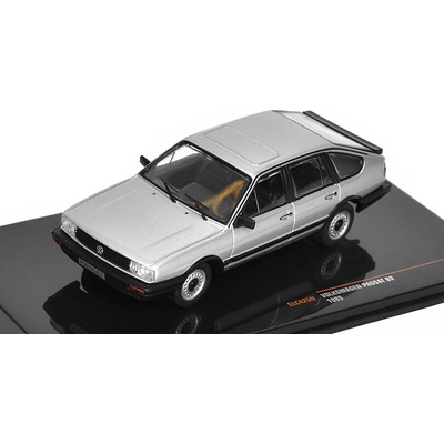 IXO Volkswagen Passat B2 1985 1:43