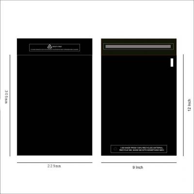 Poštovní recyklovaná plastová obálka s klopou 22.9x30.5cm černá