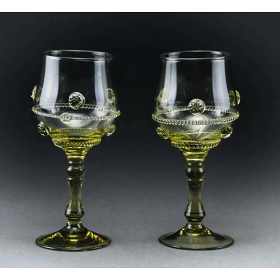 Krasglass studio sklenice na noze zelené sklo 330 ml