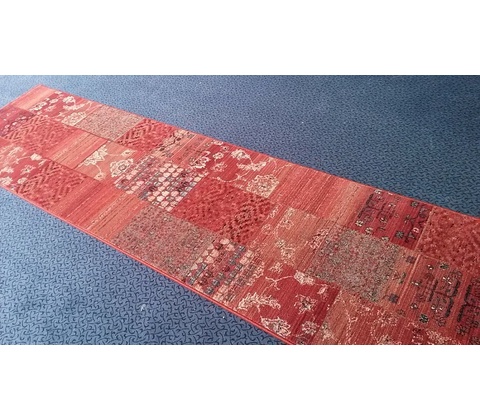 OSTA ROYAL PATCHWORK red
