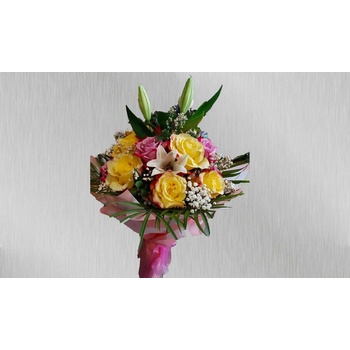 Image 1 of БУКЕТ МИКС С ЦВЕТНИ РОЗИ ЛИЛИУМ