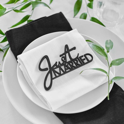 Ginger Ray Декорация за маса - Just Married