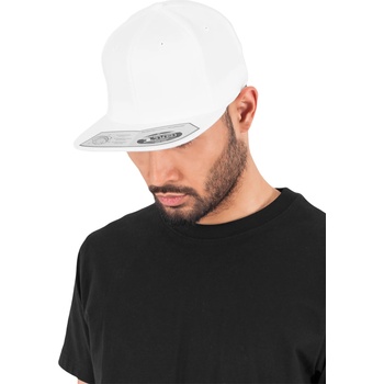 Urban Classics Шапка с козирка в бяло 110 Fitted Snapback UB-110-00220 - Бял, размер one size