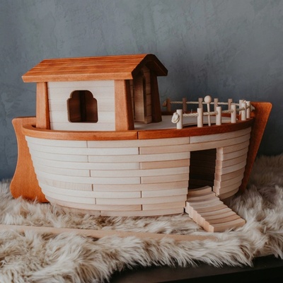Holztiger Noemova archa
