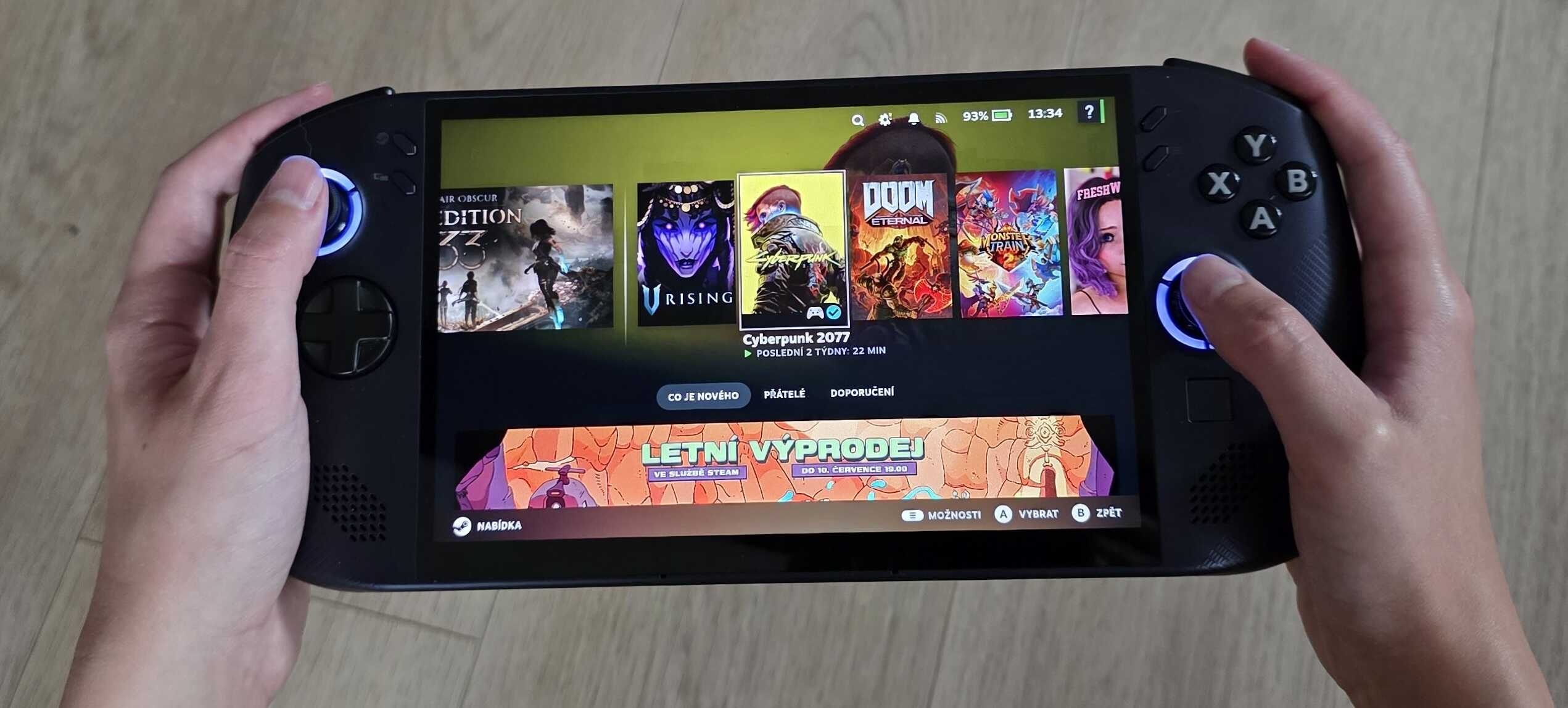 Lenovo LEGION Go S v menších rukách