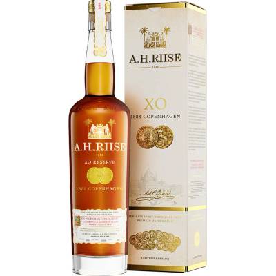 A.H. Riise 1888 Copenhagen Gold Medal Spirit Drink 40% 0,7 l (karton)