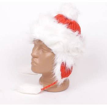 Детска оранжева плетена шапка с бяло пухче