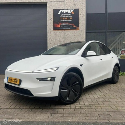 Tesla Model Y Long Range AWD 377 kW