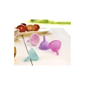 Bast plastic Bast plastic-Силиконова фуния-7х7см-brns. 50009 (204208)