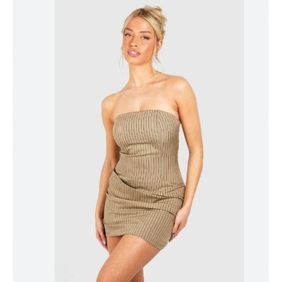 Boohoo koktejlové mini šaty na spoločenské udalosti