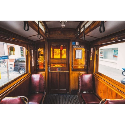 DIMEX ART Флизелинов фототапет стар червен трамвай 375 x 250 см