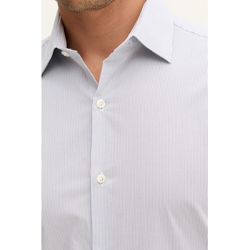 Calvin Klein Риза Calvin Klein в синьо с кройка по тялото с класическа яка LV019EU039 (LV019EU039)