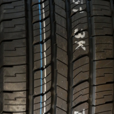 Kumho 821 275/65 R17 113H