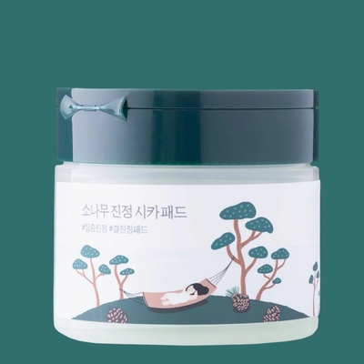 Round Lab Pine Calming Cica Pad zklidňující a vyhlazující pleťové tampony 50 ks / 195 ml