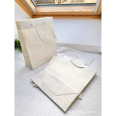 Olino Paperworks Int BV Dárková taška 25x30x9 cm - T8 více barev Barevnost: smetanová