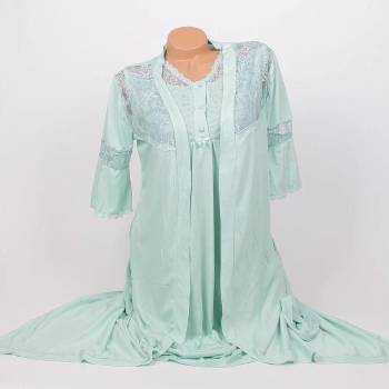 Image 1 of Млечно зелен комплект за бременни и кърмачки с дантела