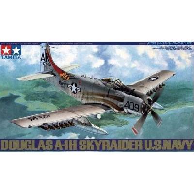 Tamiya 61058 A-1H Skyraider US Navy 1:48
