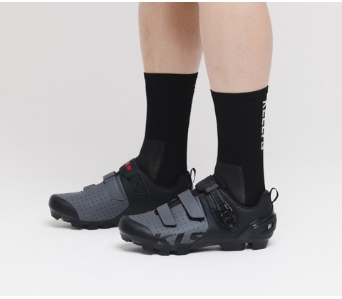 Kellys EDGE black
