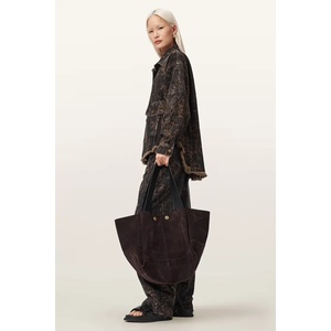 AllSaints шопинг чанта дамска от велур ROSALIE (W715XD) - answear - 664,79 лв