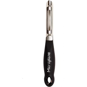 Microplane Белачка за зеленчуци и плодове Proffesional черна (48091)