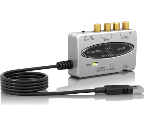 Behringer UCA202