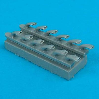 HASEGAWAJunkers Ju 87G exhausts 1:32