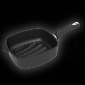 AMT 26 х 26 см. квадратен дълбок тиган с мобилна дръжка AMT Gastroguss (AMTE267GZ20B)